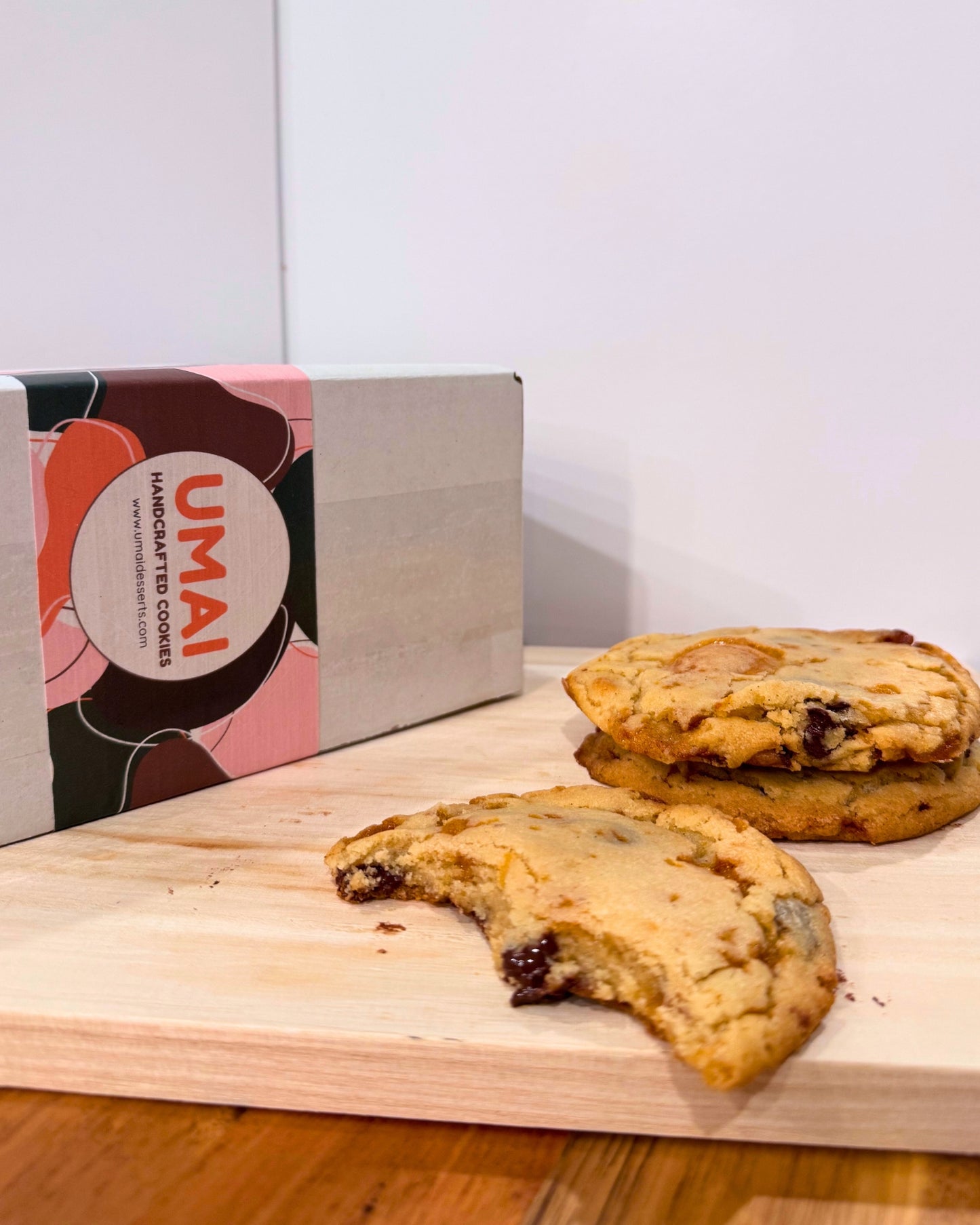 Cookie Baking Kit (DIY): Busy Bee Honeycomb